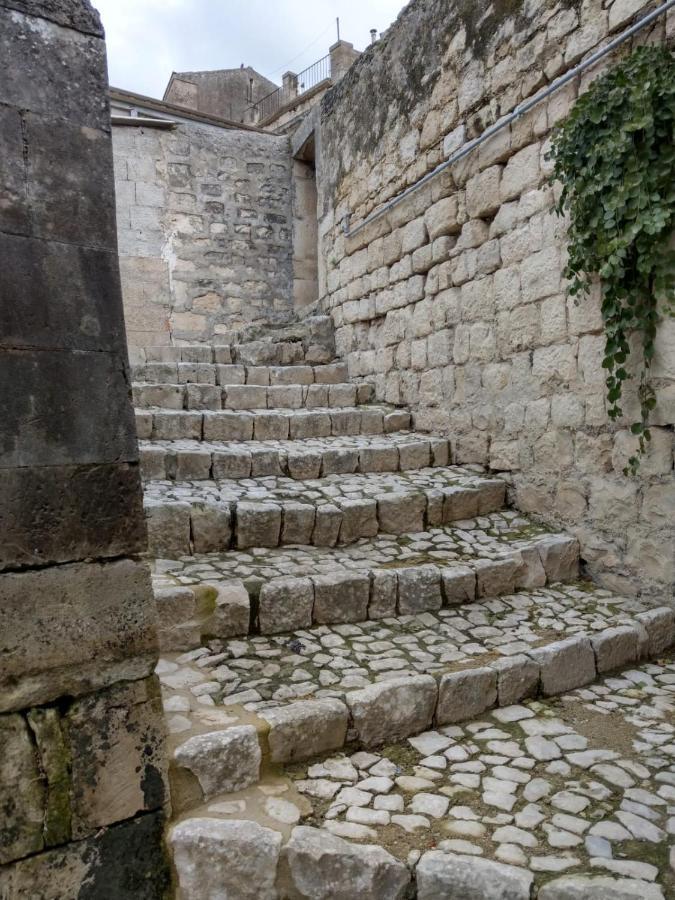 Casa Mavi Limite Delle Due Matrici Vila Modica Exterior foto