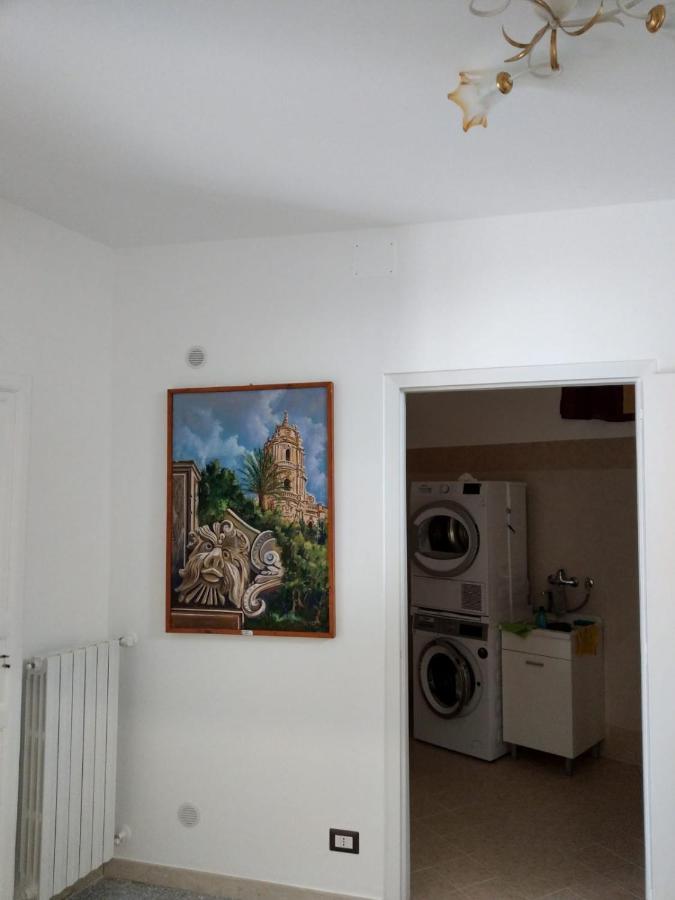 Casa Mavi Limite Delle Due Matrici Vila Modica Exterior foto