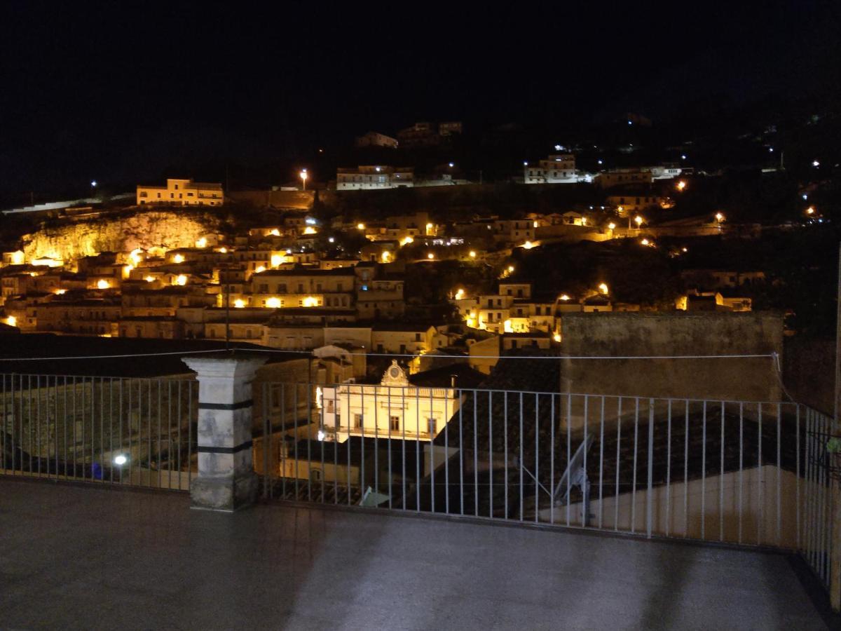 Casa Mavi Limite Delle Due Matrici Vila Modica Exterior foto